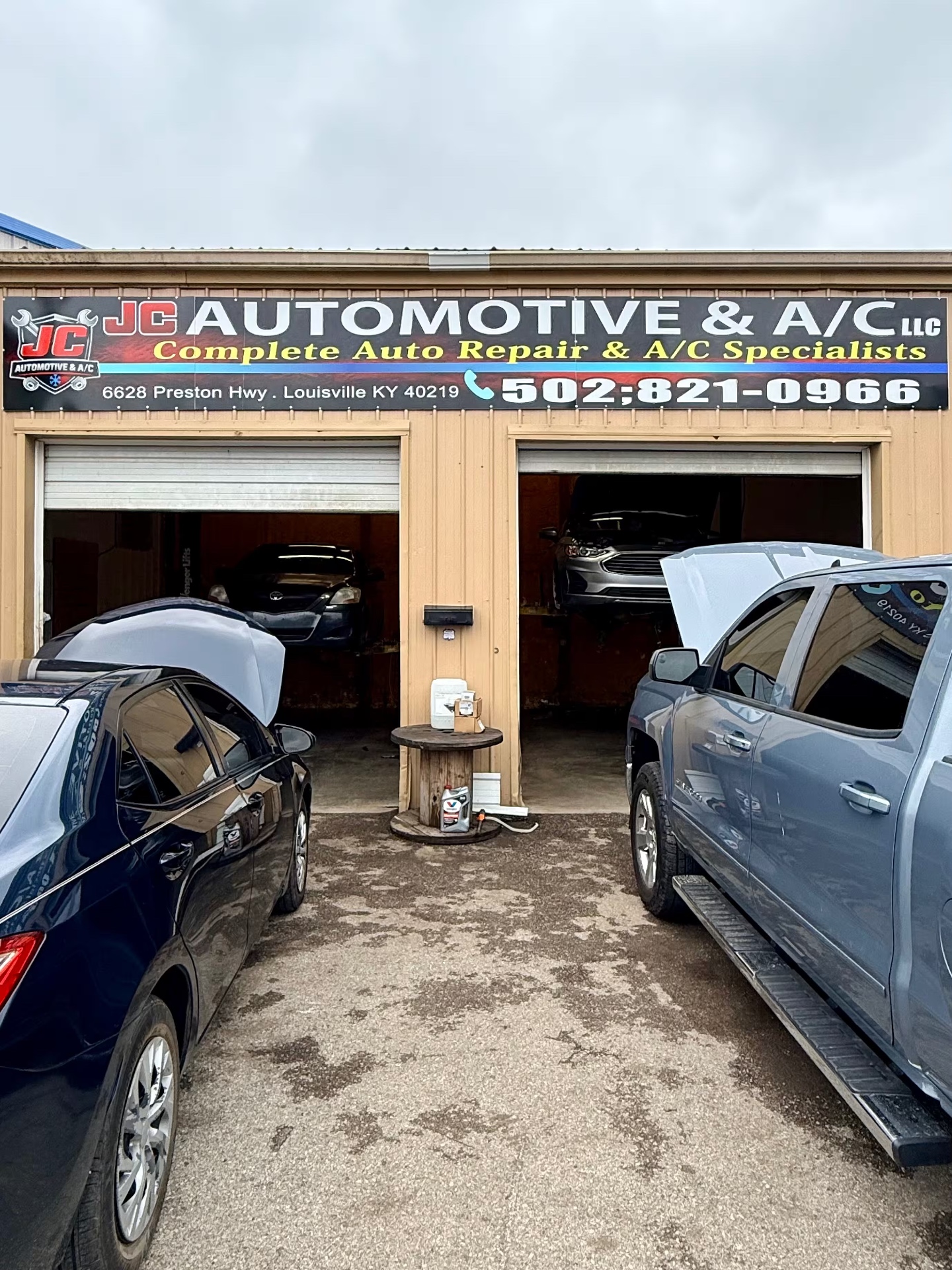 Fachada de JC Automotive & A/C en 6628 Preston Hwy, Louisville KY